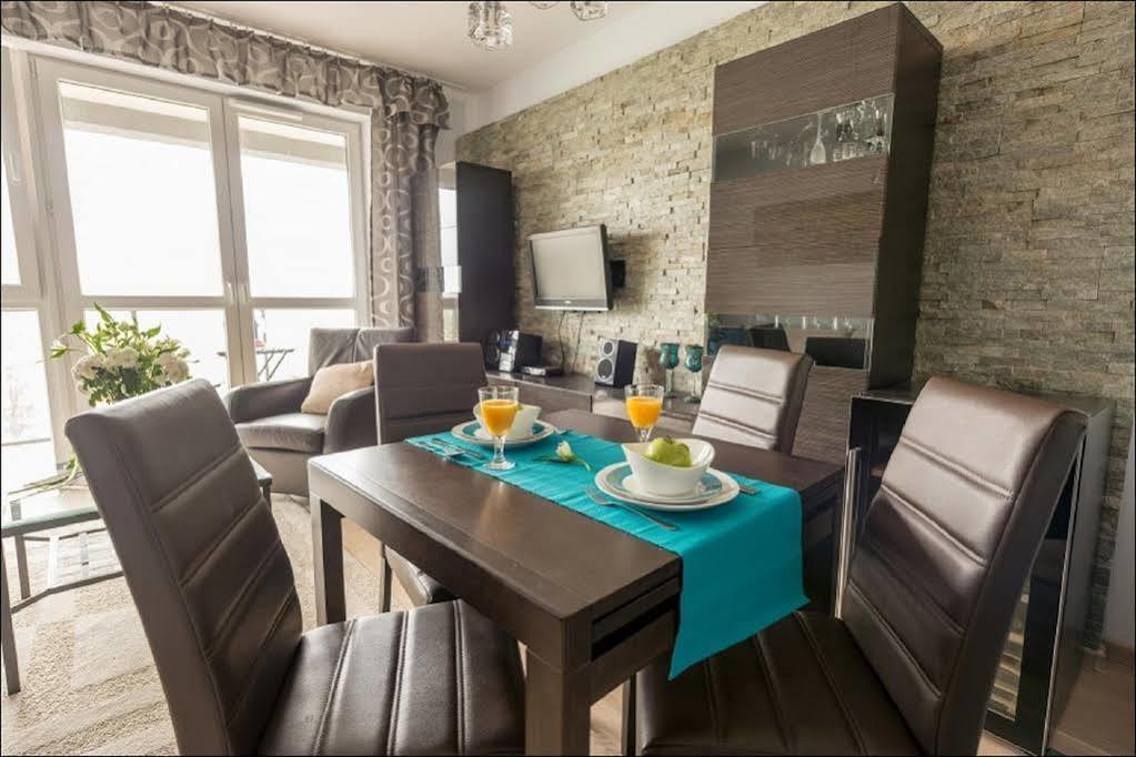 P&O Apartments Aleja Krakowska 바르샤바 외부 사진