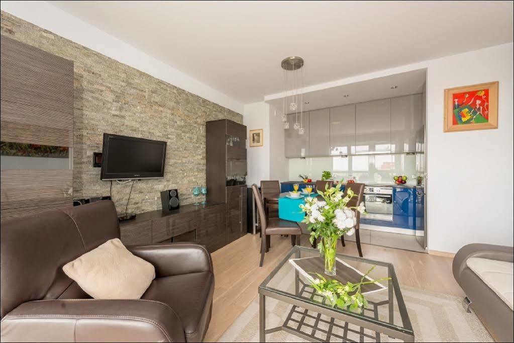 P&O Apartments Aleja Krakowska 바르샤바 외부 사진